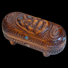 Load image into Gallery viewer, Carved Tiki Wakahuia-1