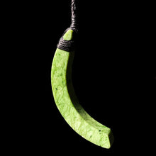 Load image into Gallery viewer, Curved Hei Toki by Alex Sands-3